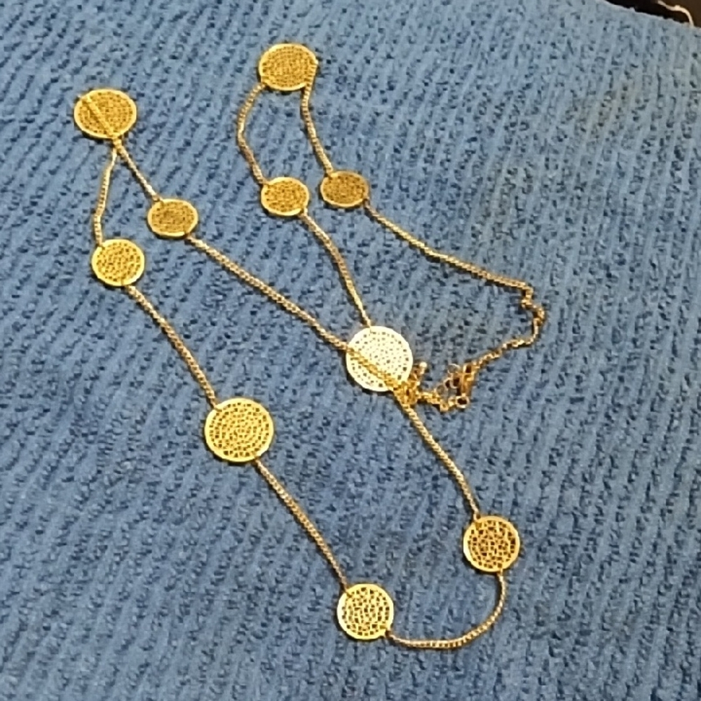 Elegant Gold ColorDisc Necklace